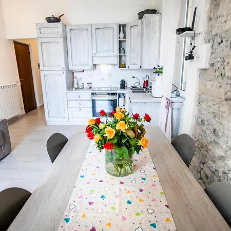 Salita Castello Apartmán Argegno