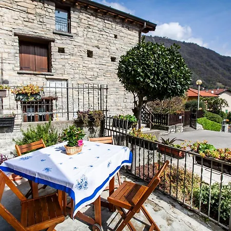 Salita Castello Apartmán